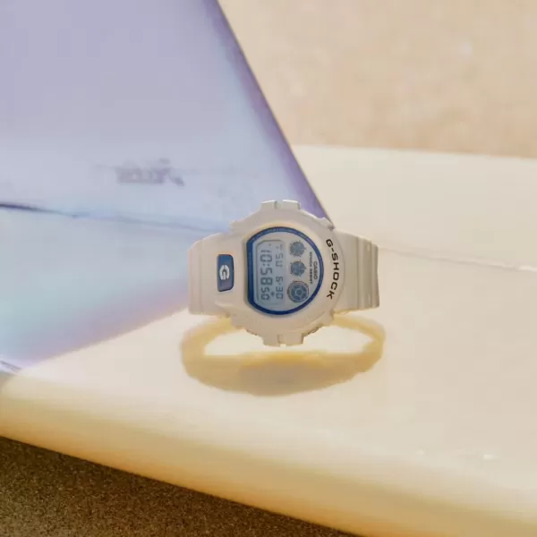 Casio G-Shock DW-6900HDS-7ER Hidden Glow Series