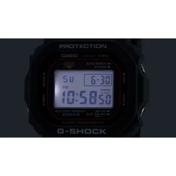 Casio G-Shock Original DW-5000R-1AER Re-creating the original design of the first G-Shock