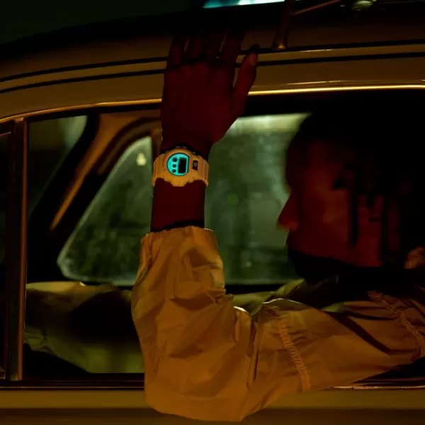 Casio G-Shock DW-6900HDS-7ER Hidden Glow Series