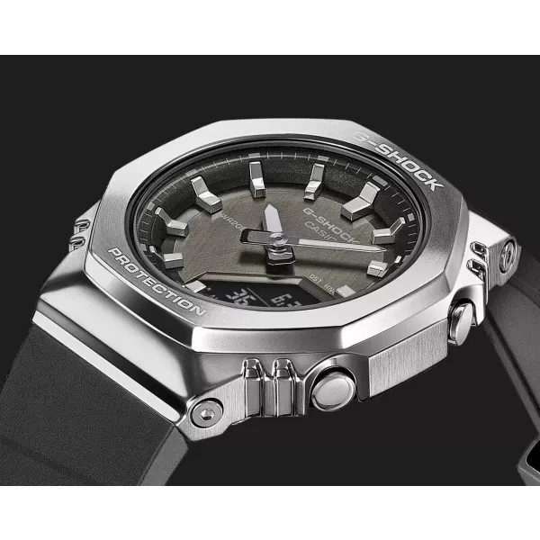 Casio G-Shock GM-S2110-1A7ER